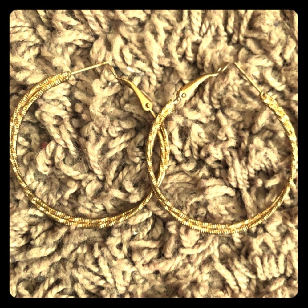 gold hoop earrings